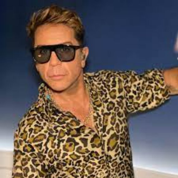 NEW GUCCI GG1039S 001 Black/Yellow Gray Aviator Unisex Sunglasses - Picture 9 of 10